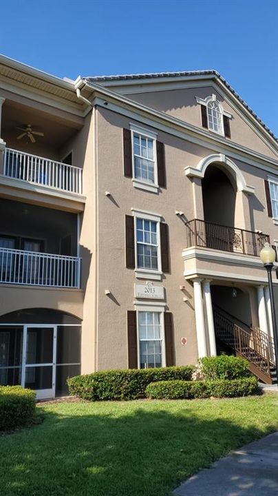 待售: $175,000 (1 贝兹, 1 浴室, 753 平方英尺)