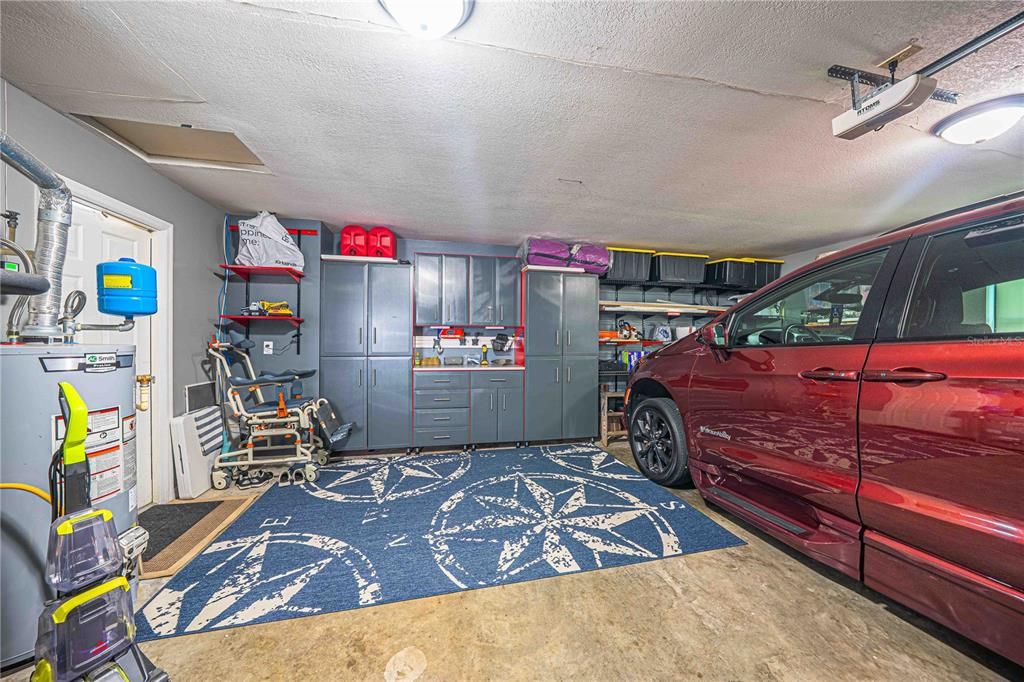 合同活跃: $339,900 (3 贝兹, 2 浴室, 1988 平方英尺)