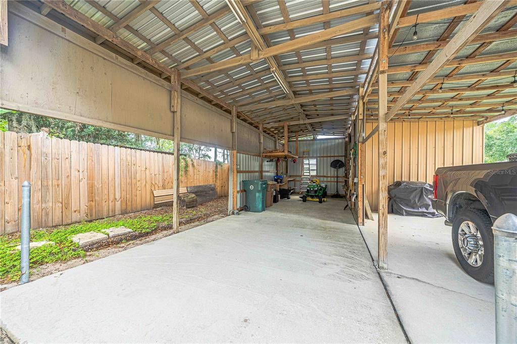 合同活跃: $339,900 (3 贝兹, 2 浴室, 1988 平方英尺)