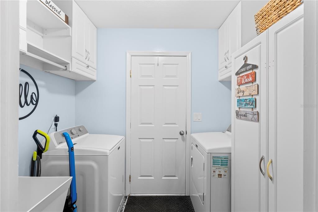 合同活跃: $339,900 (3 贝兹, 2 浴室, 1988 平方英尺)