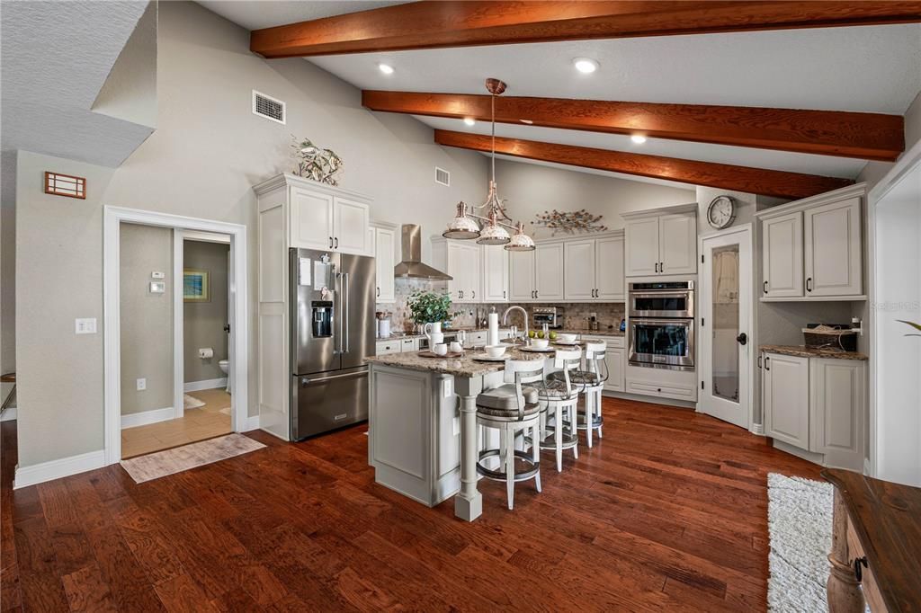 待售: $1,980,000 (3 贝兹, 2 浴室, 4018 平方英尺)