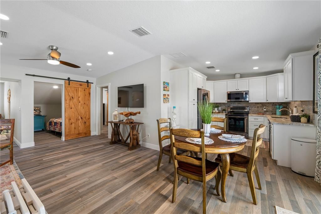 待售: $1,980,000 (3 贝兹, 2 浴室, 4018 平方英尺)