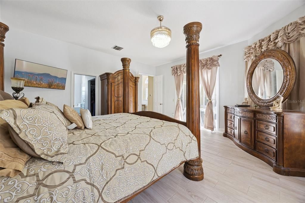 For Sale: $1,000,000 (4 beds, 4 baths, 3370 Square Feet)