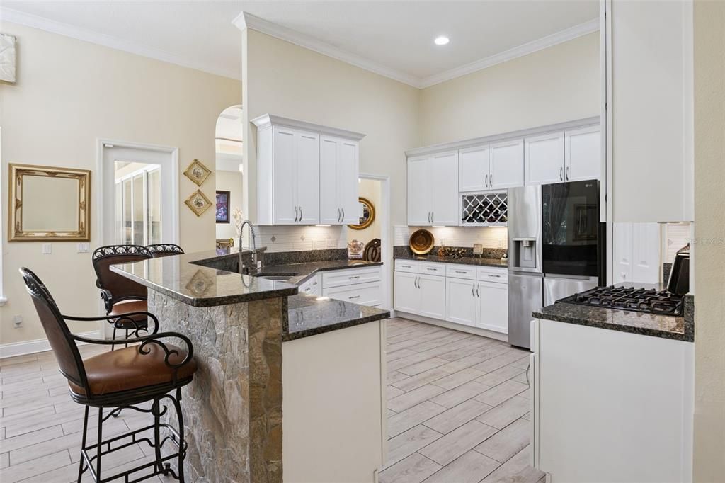 For Sale: $1,000,000 (4 beds, 4 baths, 3370 Square Feet)