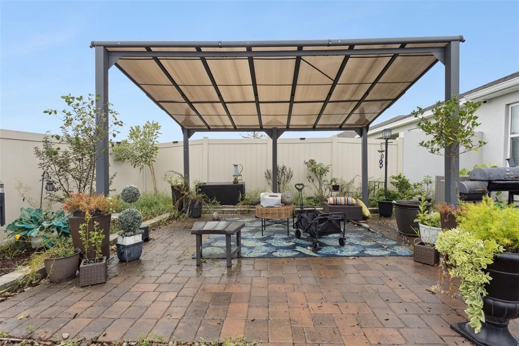 待售: $350,000 (2 贝兹, 2 浴室, 1559 平方英尺)