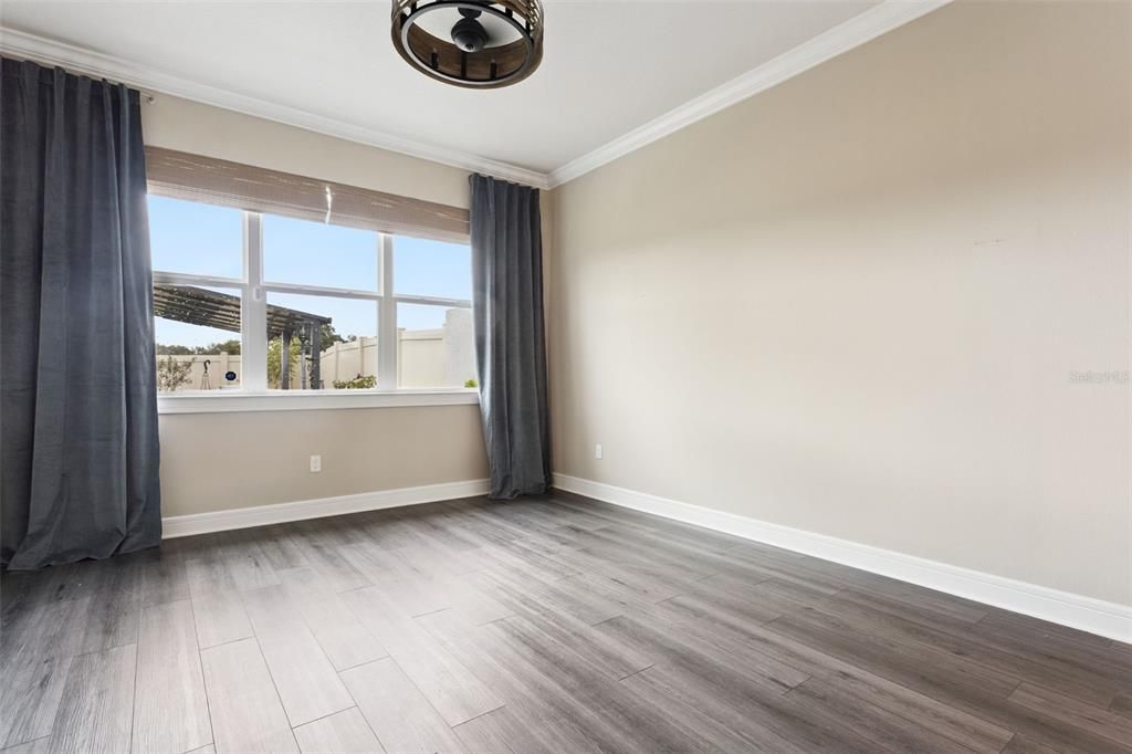 待售: $350,000 (2 贝兹, 2 浴室, 1559 平方英尺)