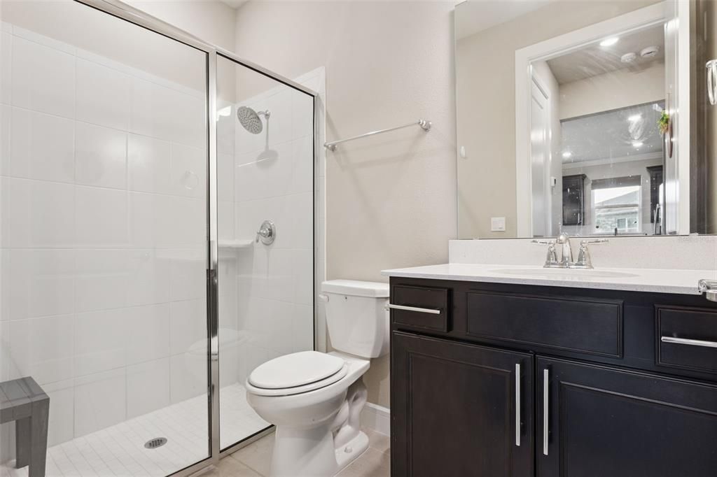 待售: $350,000 (2 贝兹, 2 浴室, 1559 平方英尺)