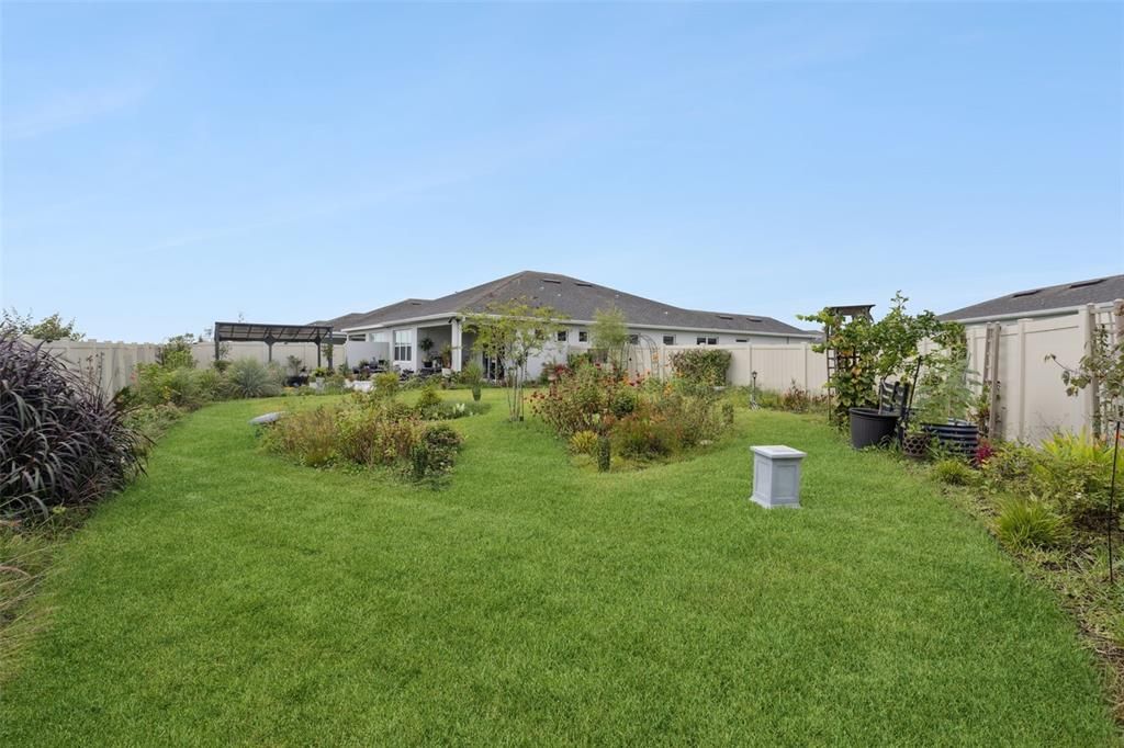 待售: $350,000 (2 贝兹, 2 浴室, 1559 平方英尺)