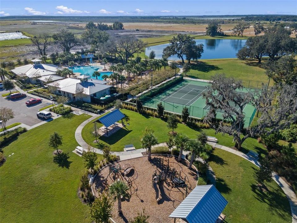 待售: $350,000 (2 贝兹, 2 浴室, 1559 平方英尺)