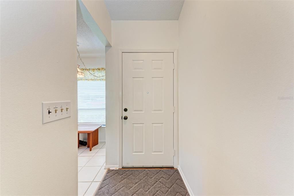 待售: $209,500 (2 贝兹, 2 浴室, 1078 平方英尺)