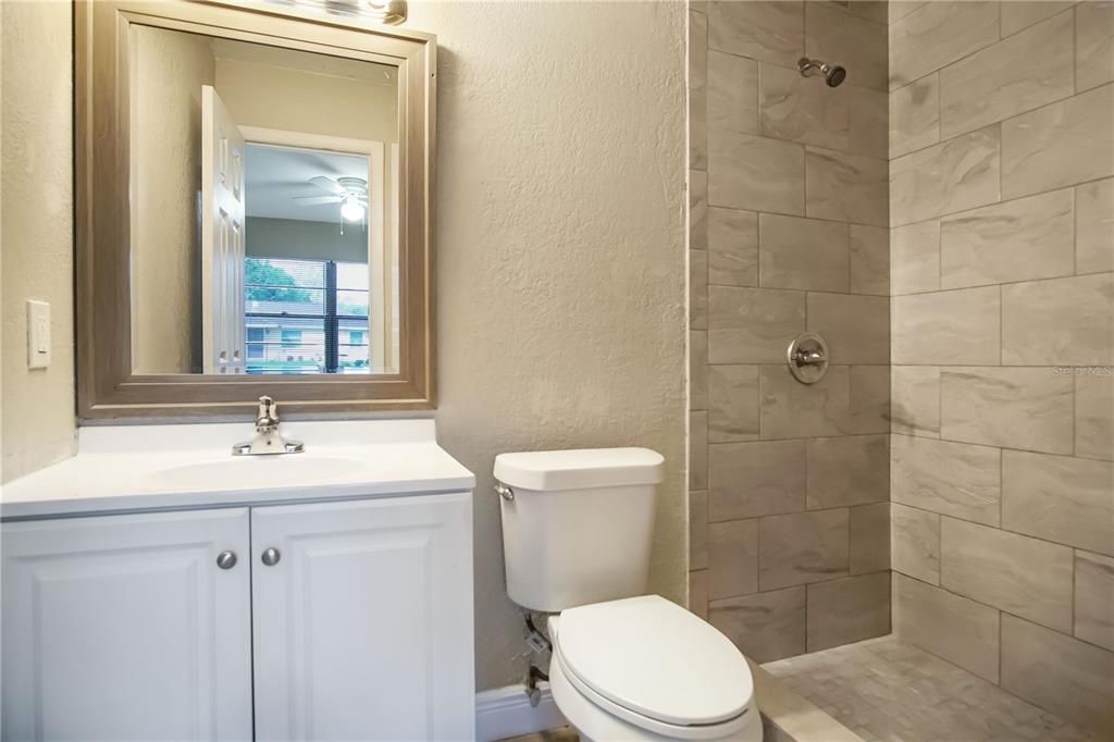 En Renta: $1,495 (2 camas, 2 baños, 1850 Pies cuadrados)