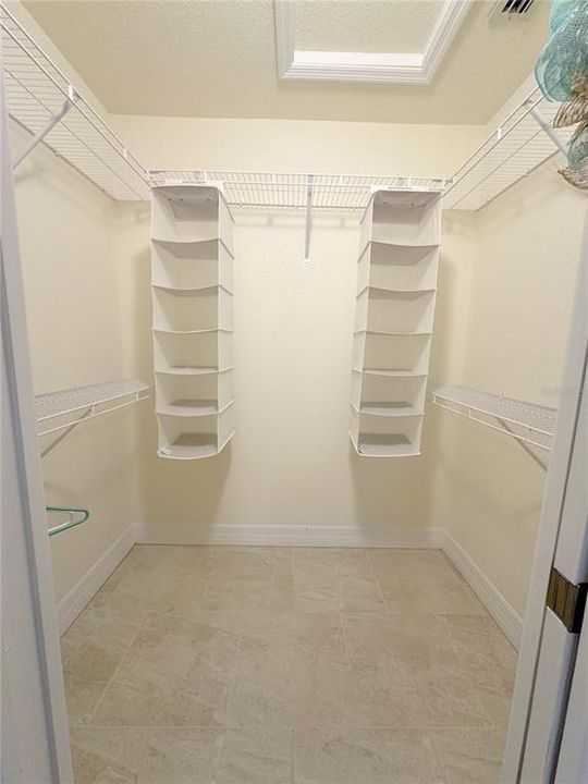 В аренду: $3,500 (3 спален, 2 ванн, 1427 Квадратных фут)