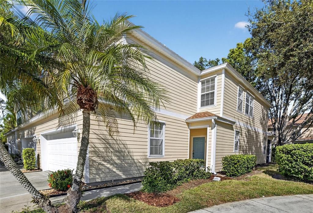 For Sale: $260,000 (2 beds, 2 baths, 1691 Square Feet)