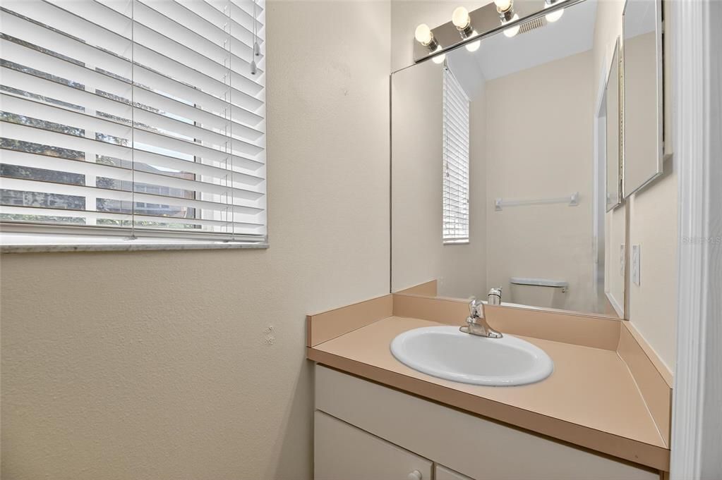 For Sale: $260,000 (2 beds, 2 baths, 1691 Square Feet)