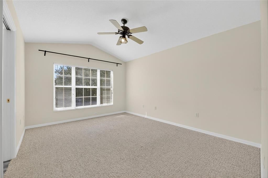 For Sale: $260,000 (2 beds, 2 baths, 1691 Square Feet)