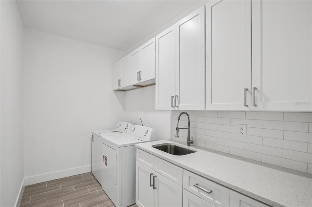 For Rent: $2,100 (3 beds, 2 baths, 1506 Square Feet)