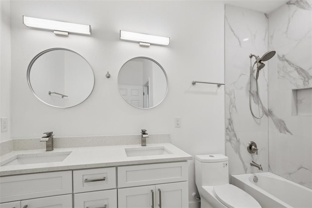 For Rent: $2,100 (3 beds, 2 baths, 1506 Square Feet)