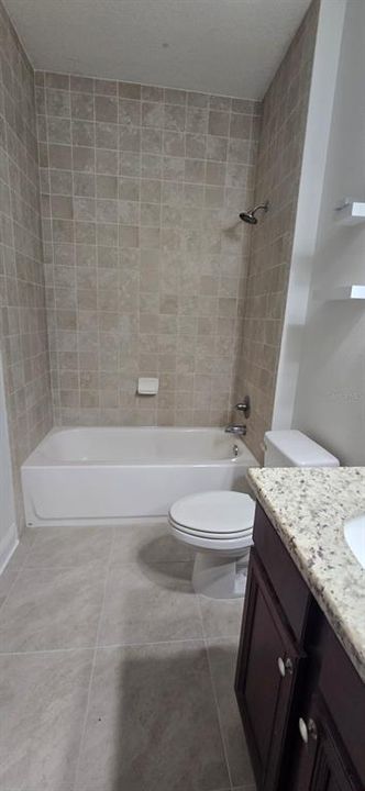 For Rent: $2,050 (3 beds, 2 baths, 1918 Square Feet)