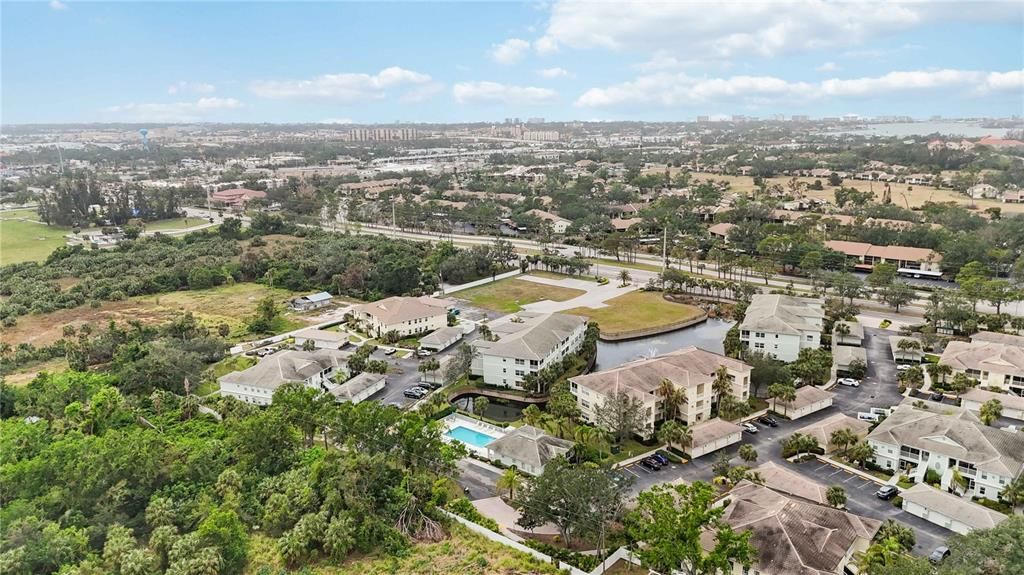 待售: $310,000 (2 贝兹, 2 浴室, 1150 平方英尺)