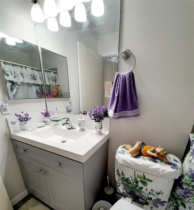 For Sale: $249,900 (3 beds, 2 baths, 1107 Square Feet)