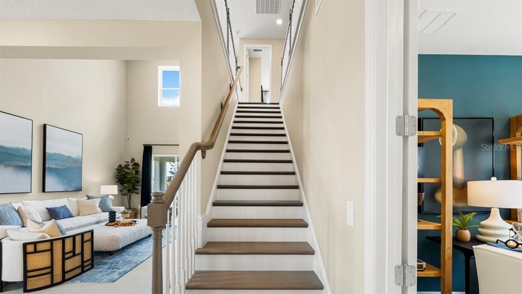 Active With Contract: $514,999 (3 beds, 2 baths, 2652 Square Feet)