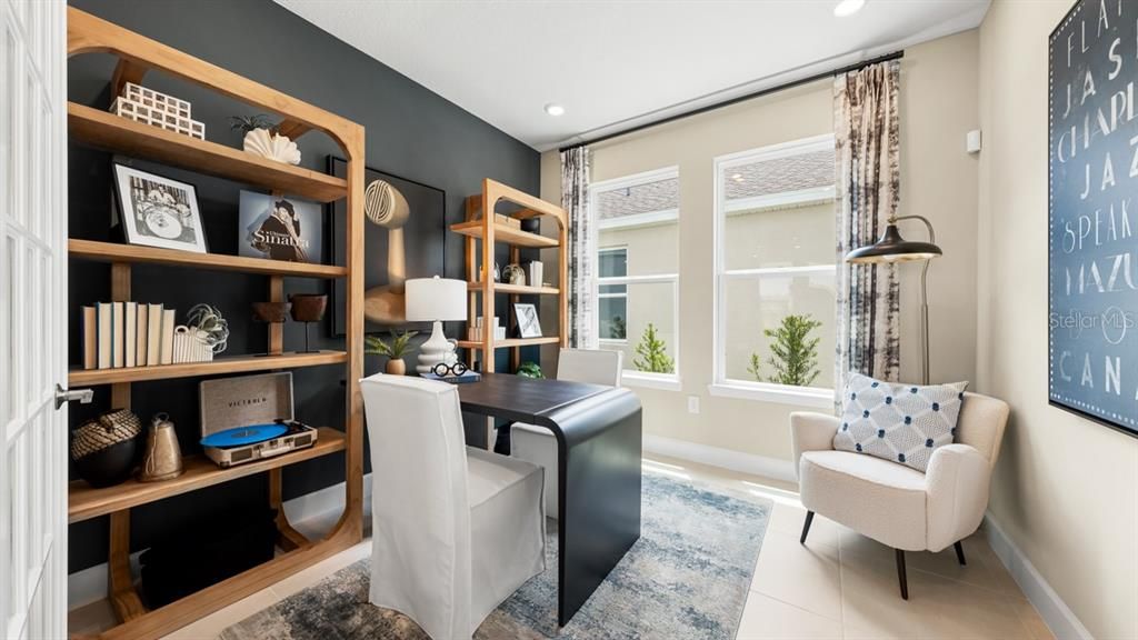 Active With Contract: $514,999 (3 beds, 2 baths, 2652 Square Feet)