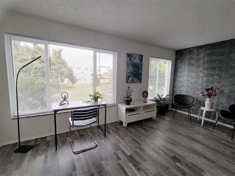 Activo con contrato: $1,850 (2 camas, 2 baños, 1100 Pies cuadrados)