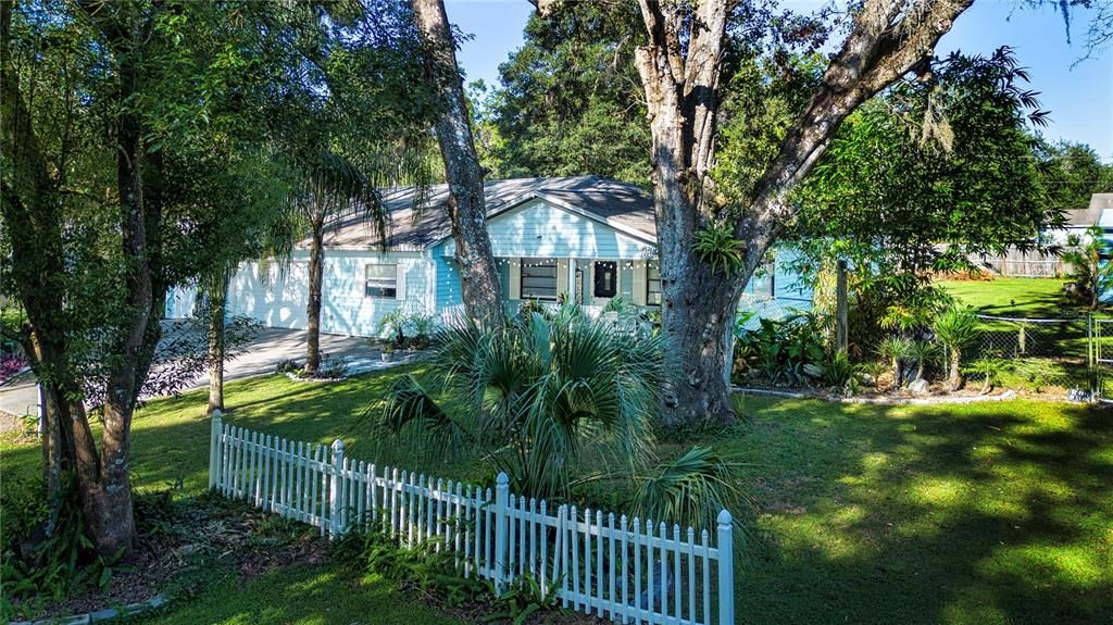 待售: $299,000 (3 贝兹, 2 浴室, 1296 平方英尺)