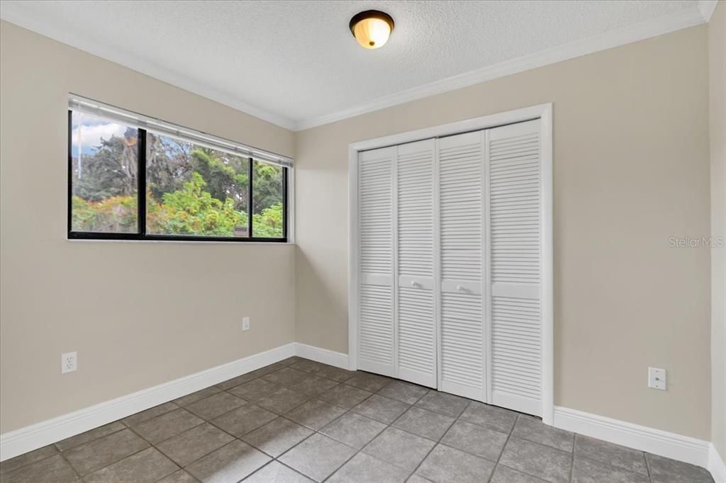 待售: $214,000 (3 贝兹, 2 浴室, 1575 平方英尺)