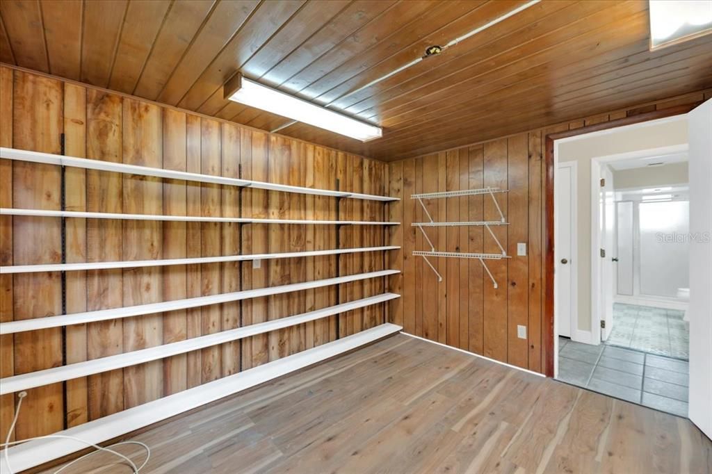 待售: $214,000 (3 贝兹, 2 浴室, 1575 平方英尺)