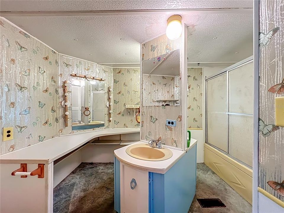 En Venta: $112,500 (3 camas, 3 baños, 1318 Pies cuadrados)