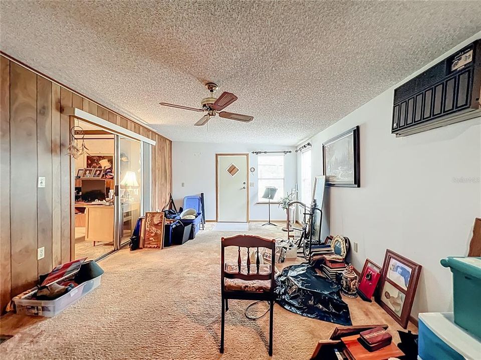 En Venta: $112,500 (3 camas, 3 baños, 1318 Pies cuadrados)