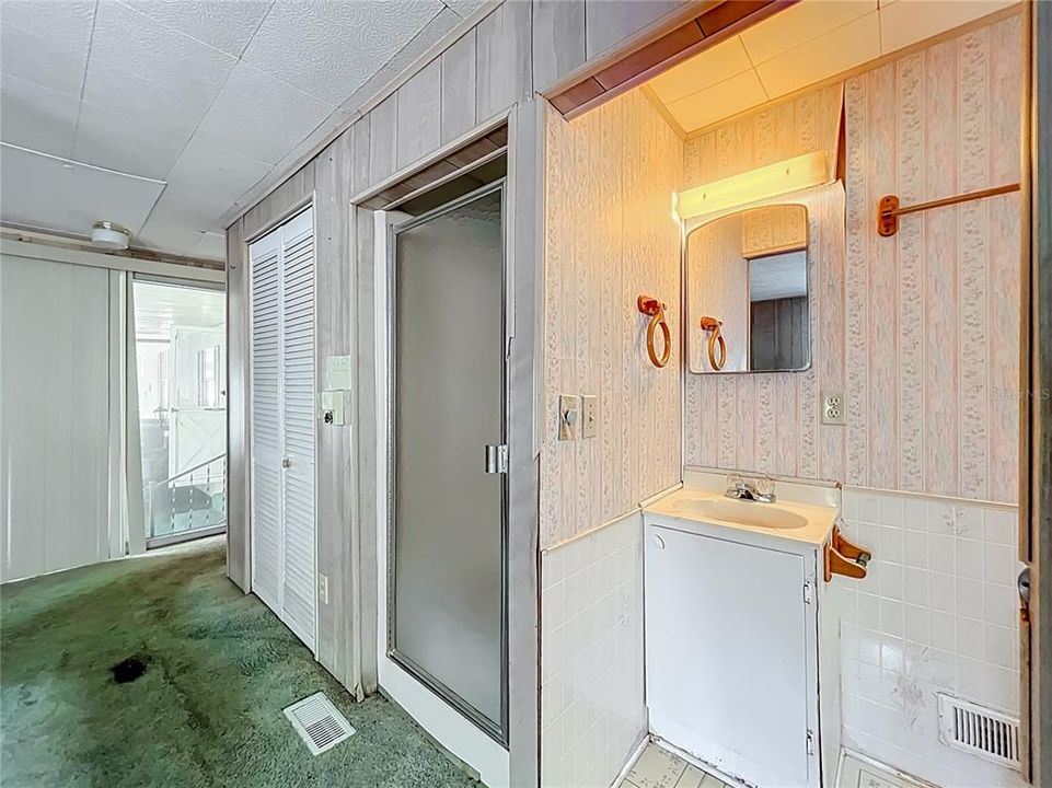 En Venta: $112,500 (3 camas, 3 baños, 1318 Pies cuadrados)