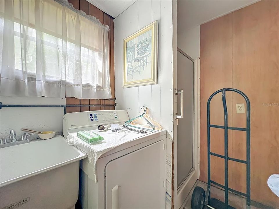 En Venta: $112,500 (3 camas, 3 baños, 1318 Pies cuadrados)