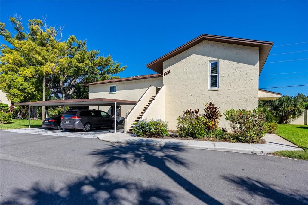 Activo con contrato: $1,500 (2 camas, 1 baños, 704 Pies cuadrados)