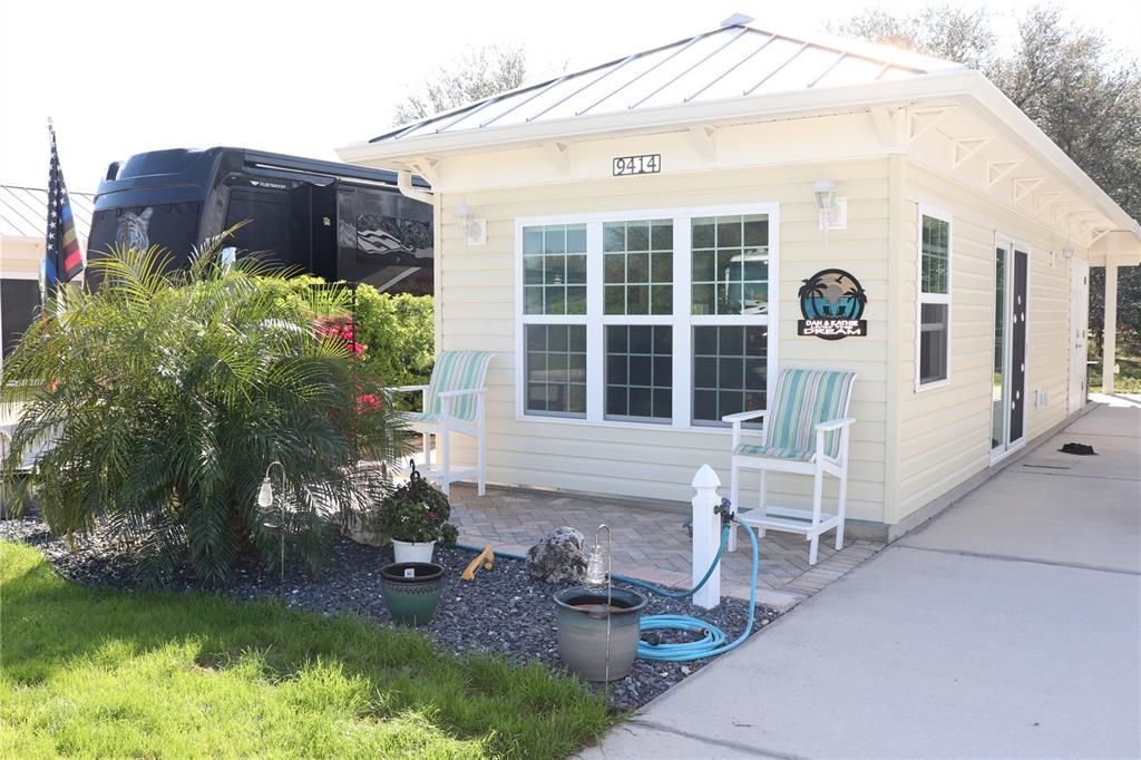 Active With Contract: $199,900 (0.14 acres)