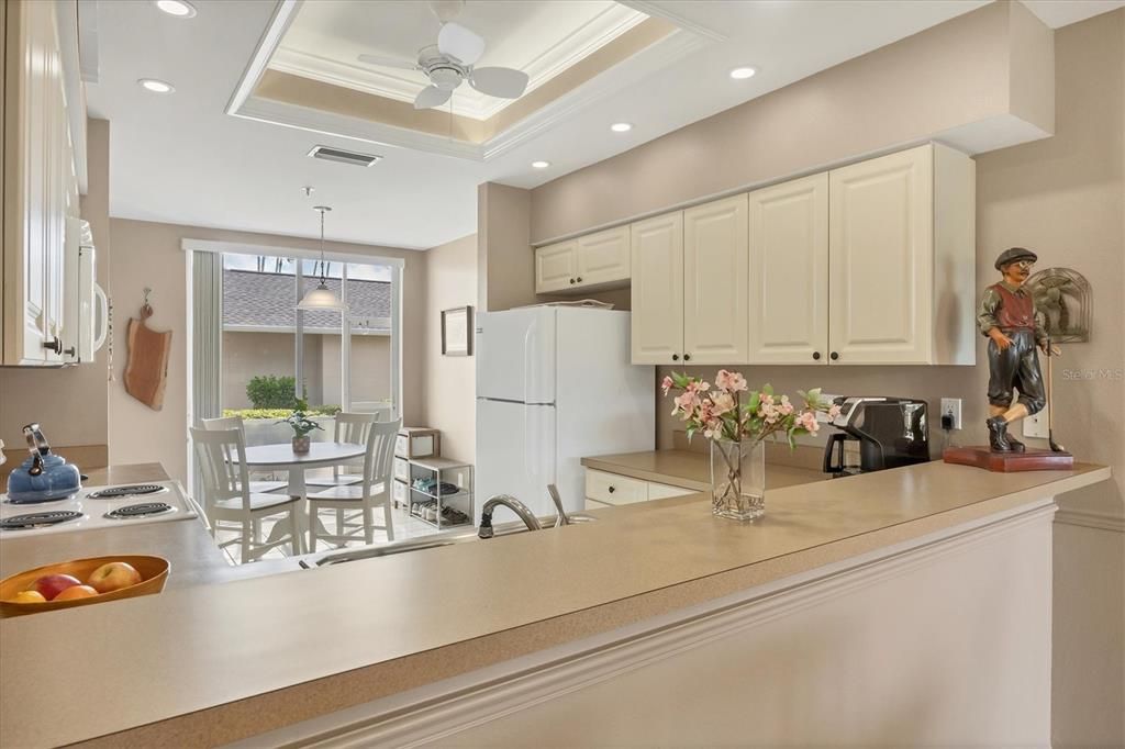 待售: $373,500 (2 贝兹, 2 浴室, 1333 平方英尺)