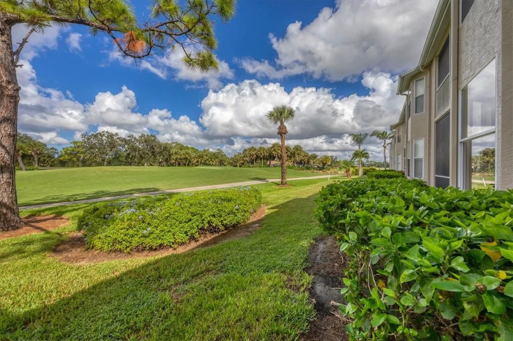 待售: $373,500 (2 贝兹, 2 浴室, 1333 平方英尺)