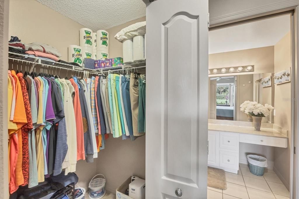 待售: $373,500 (2 贝兹, 2 浴室, 1333 平方英尺)