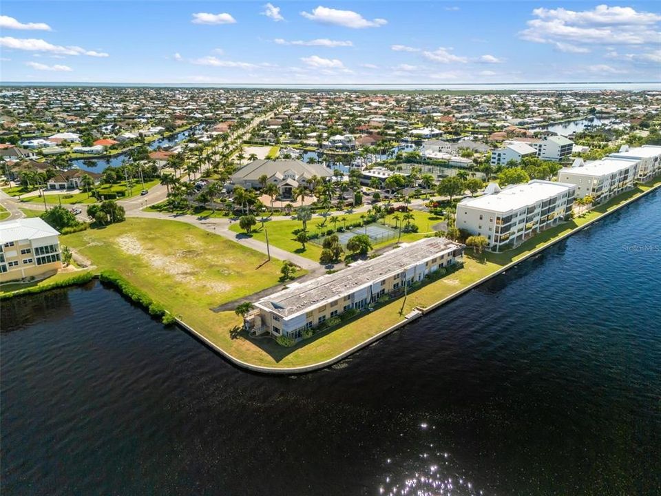 For Sale: $2,200,000 (0.85 acres)