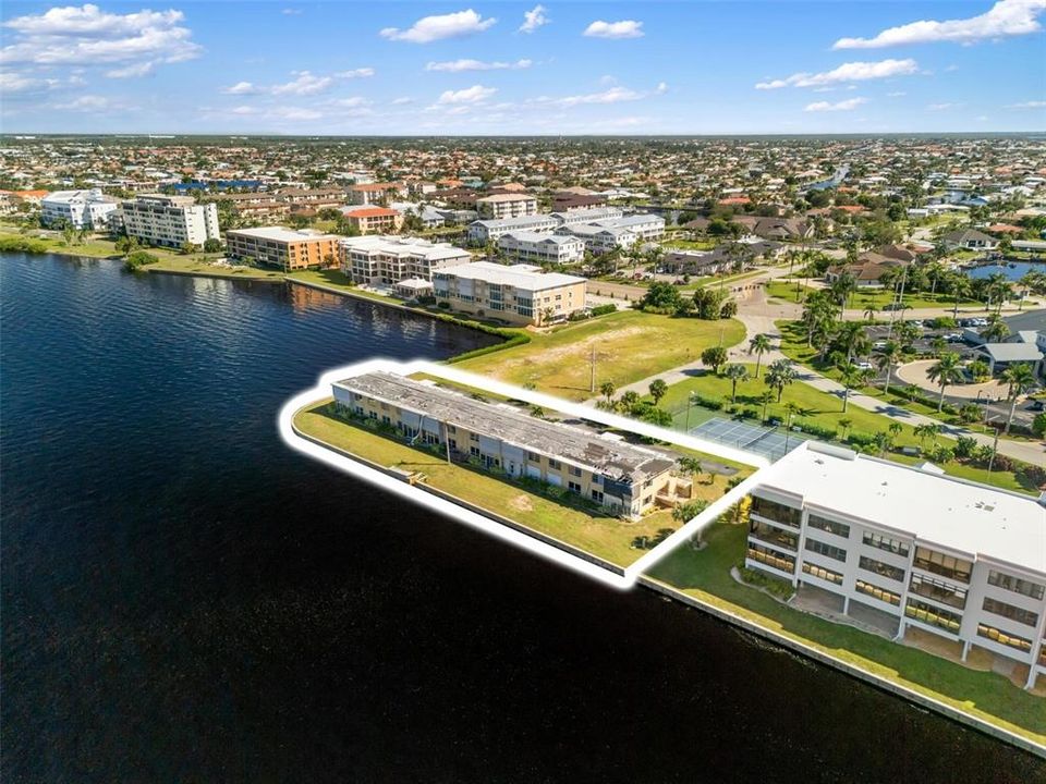 For Sale: $2,200,000 (0.85 acres)