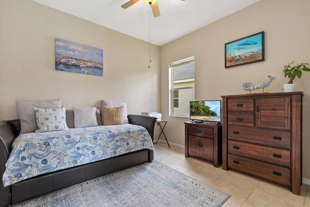 На продажу: $475,000 (4 спален, 3 ванн, 2223 Квадратных фут)