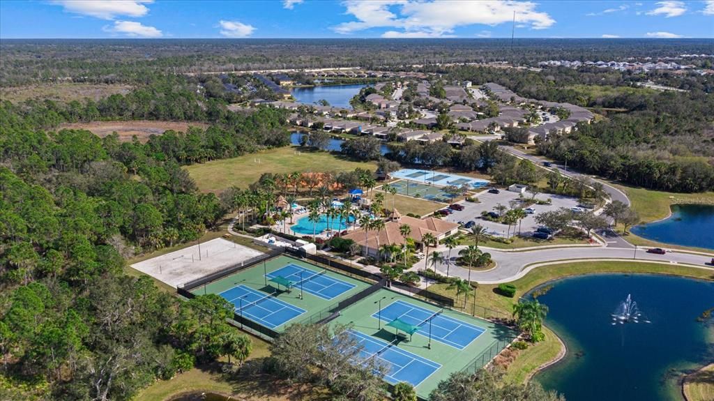 На продажу: $475,000 (4 спален, 3 ванн, 2223 Квадратных фут)