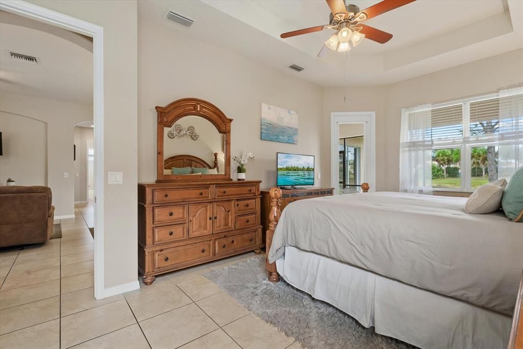 На продажу: $475,000 (4 спален, 3 ванн, 2223 Квадратных фут)