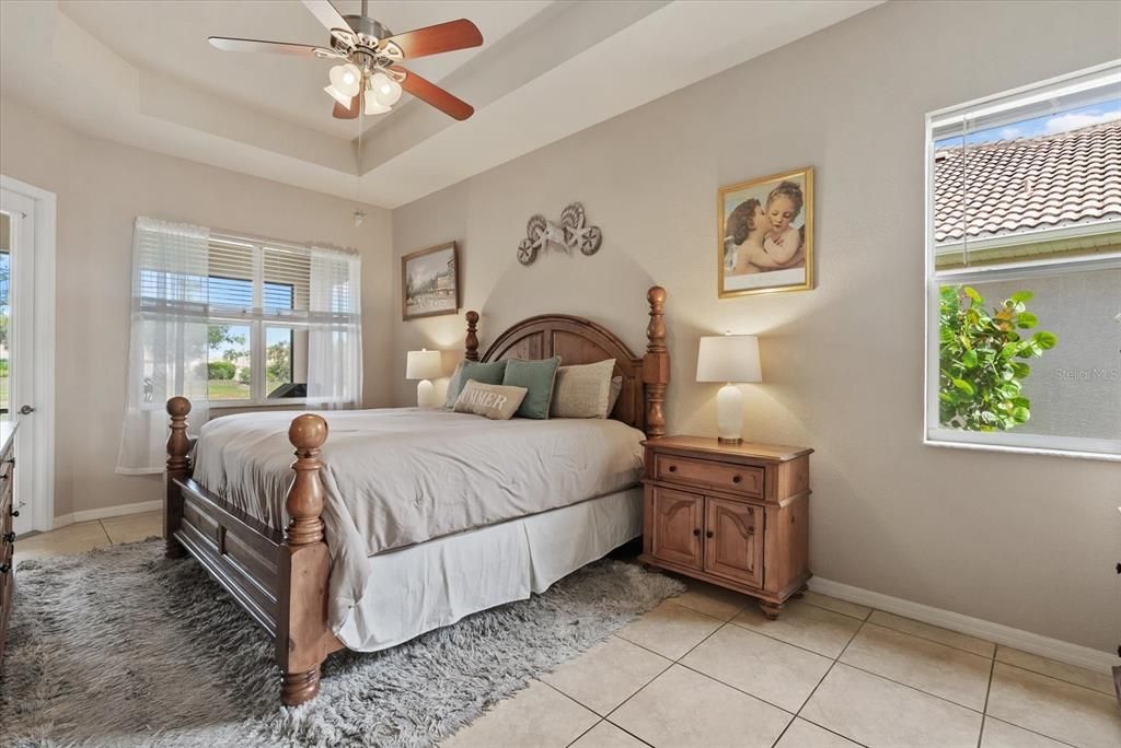 На продажу: $475,000 (4 спален, 3 ванн, 2223 Квадратных фут)