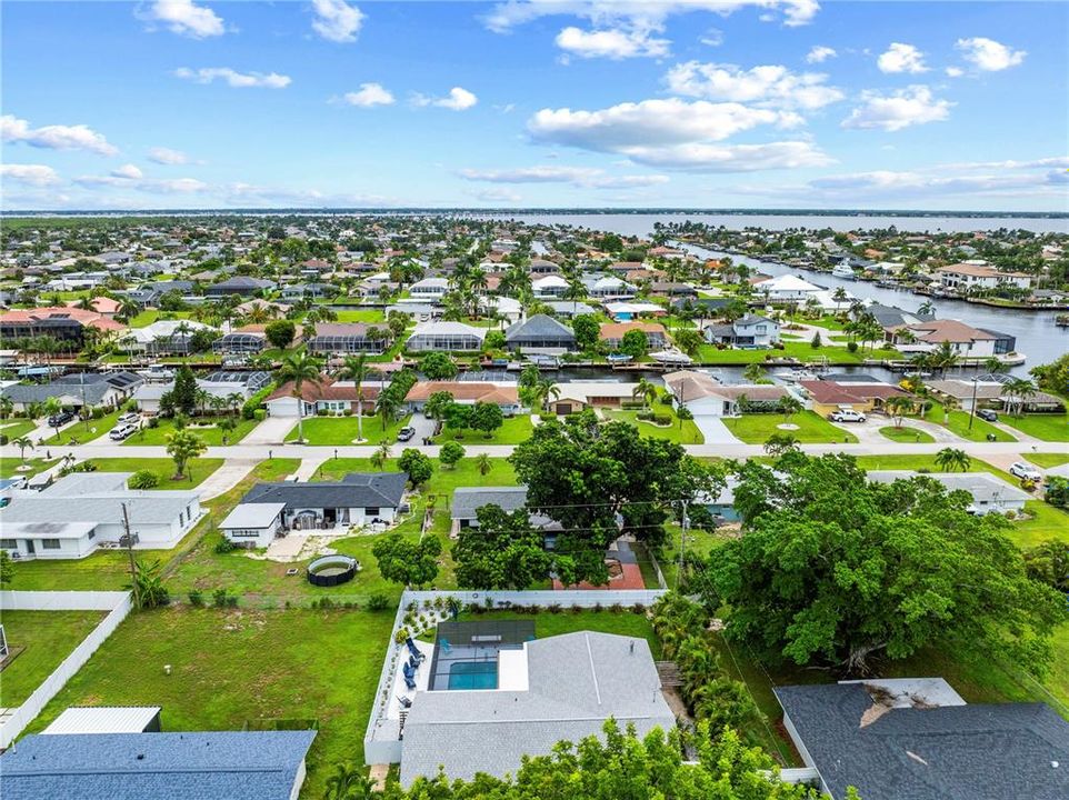For Sale: $318,899 (3 beds, 2 baths, 1803 Square Feet)