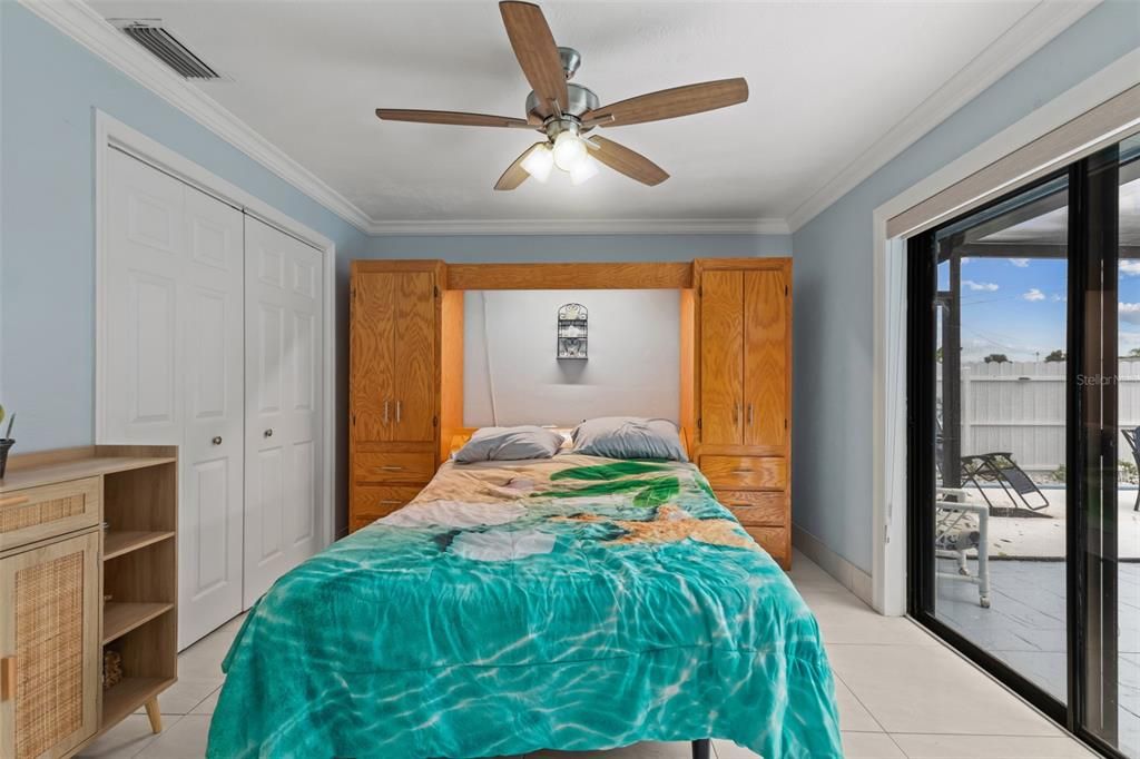 For Sale: $318,899 (3 beds, 2 baths, 1803 Square Feet)