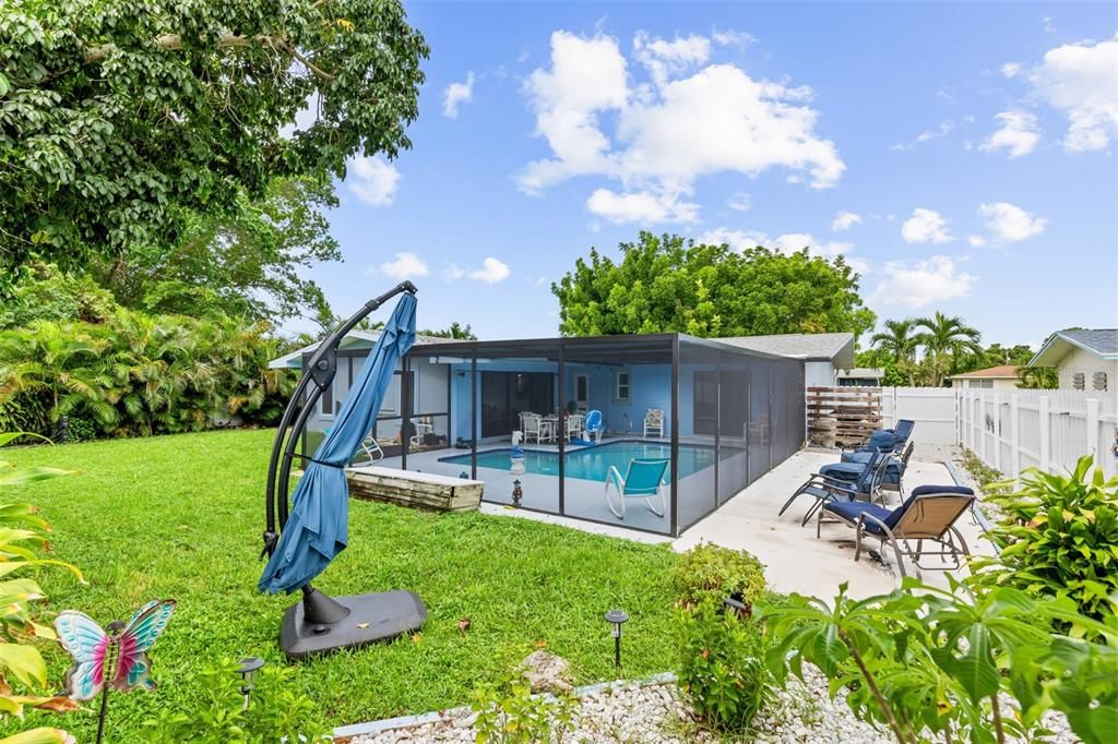 For Sale: $318,899 (3 beds, 2 baths, 1803 Square Feet)