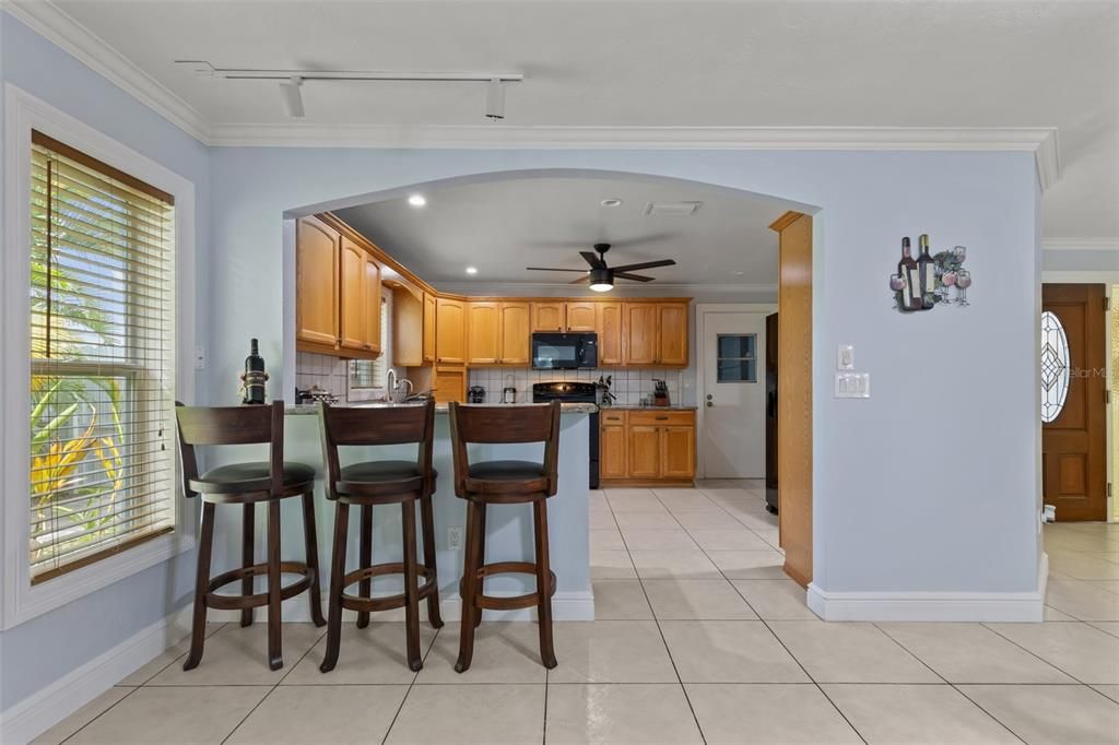 For Sale: $318,899 (3 beds, 2 baths, 1803 Square Feet)