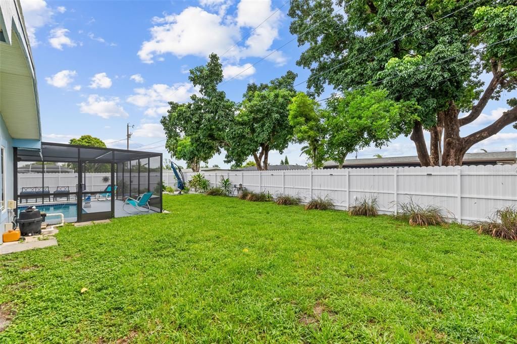 For Sale: $318,899 (3 beds, 2 baths, 1803 Square Feet)